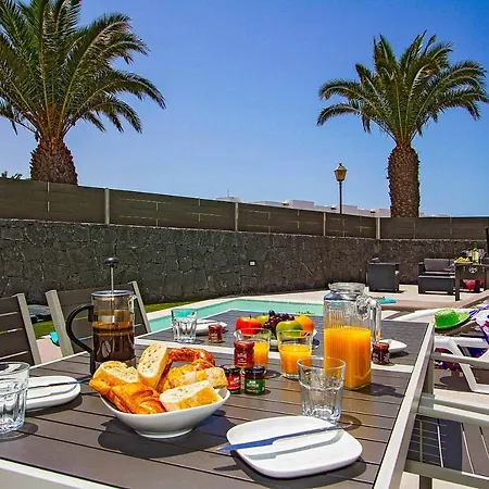 Wave I Playa Blanca (Lanzarote)